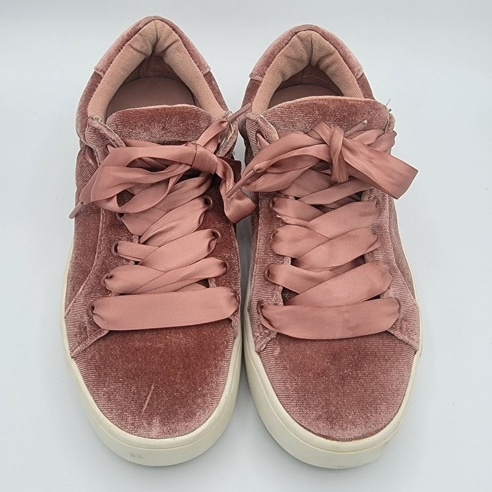 Womens Big Buddha velvet pink sneakers size 7